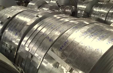 0.15-3.8mm Chromated DX51 Hot Dip Galvanized Steel Strip For Manufacturing Industry